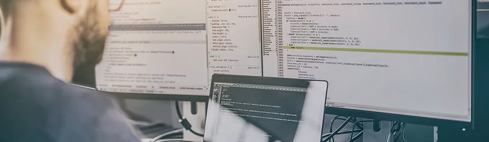 راهکار CRM صنعت نرم افزار
